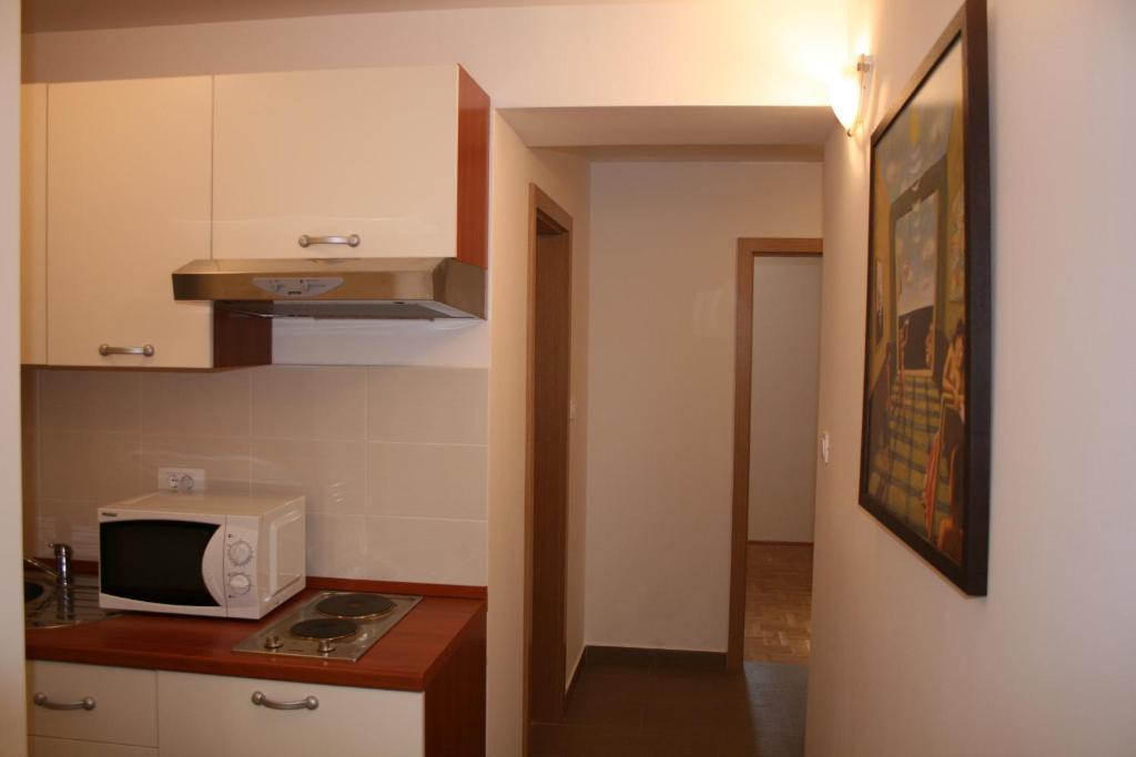 Apartments Mrduljas สปลิท ภายนอก รูปภาพ